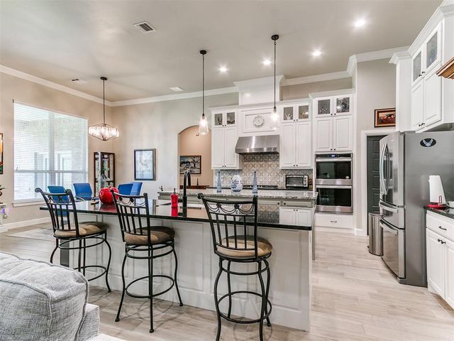 3125 Mackenzie Avenue, Edmond, OK 73013