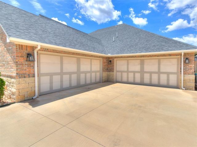 3125 Mackenzie Avenue, Edmond, OK 73013