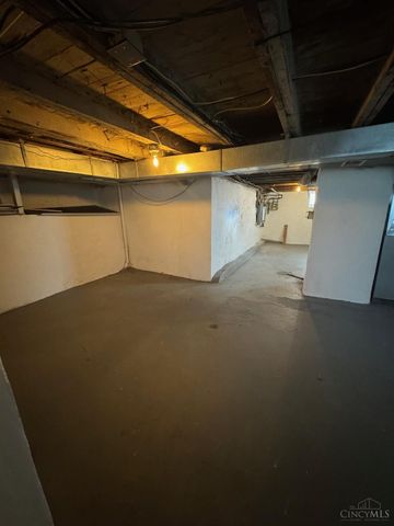 3350 Everson Avenue, Cincinnati, OH 45209