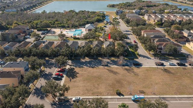 9205 ENGLISH OAKS LANE, Riverview, FL 33578