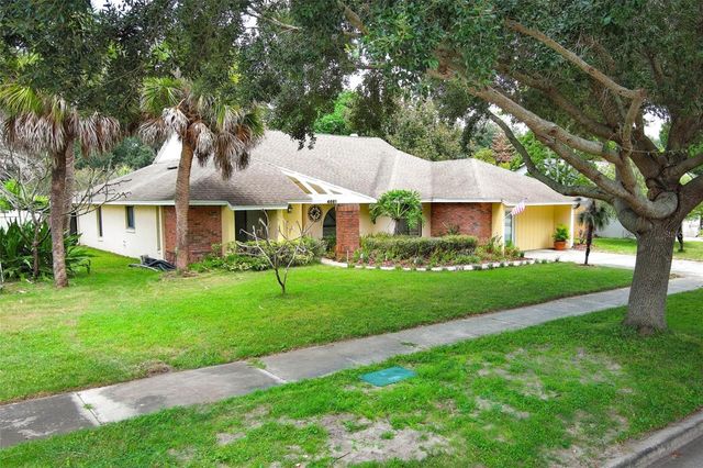4661 N SAINT BRIDES CIRCLE, Orlando, FL 32812