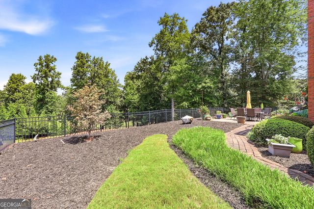 4611 Chartwell Chase Court, Flowery Branch, GA 30542