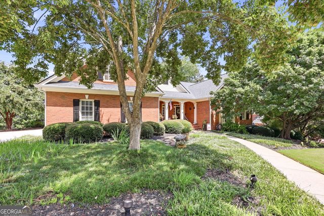 4611 Chartwell Chase Court, Flowery Branch, GA 30542