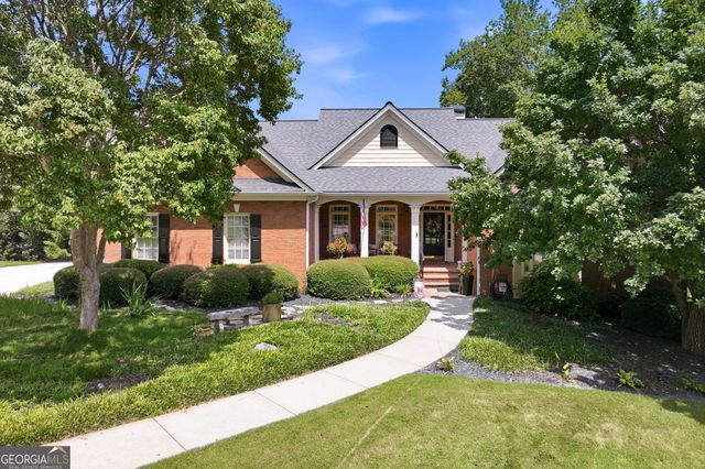 4611 Chartwell Chase Court, Flowery Branch, GA 30542