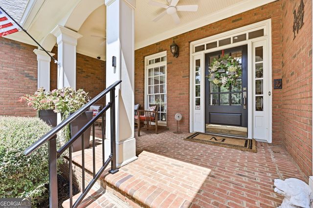 4611 Chartwell Chase Court, Flowery Branch, GA 30542