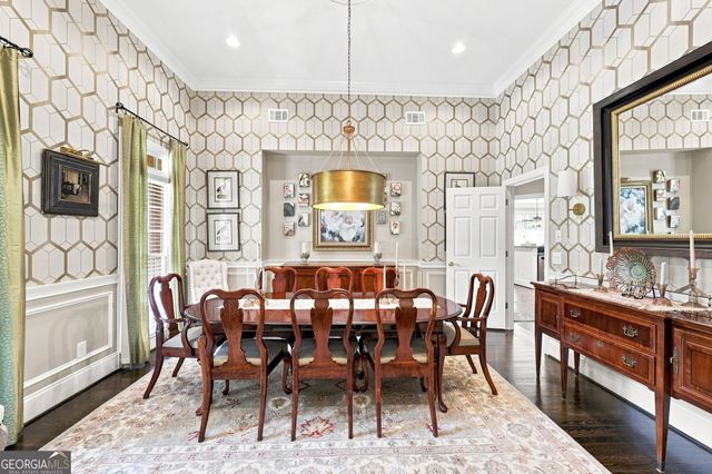 4611 Chartwell Chase Court, Flowery Branch, GA 30542