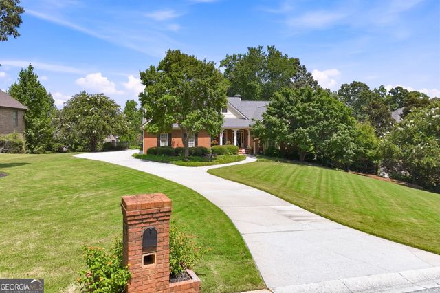 4611 Chartwell Chase Court, Flowery Branch, GA 30542