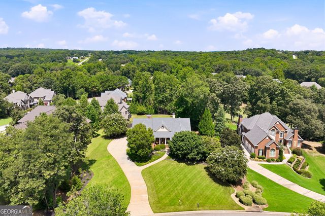 4611 Chartwell Chase Court, Flowery Branch, GA 30542