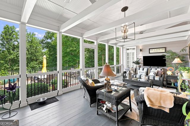 4611 Chartwell Chase Court, Flowery Branch, GA 30542