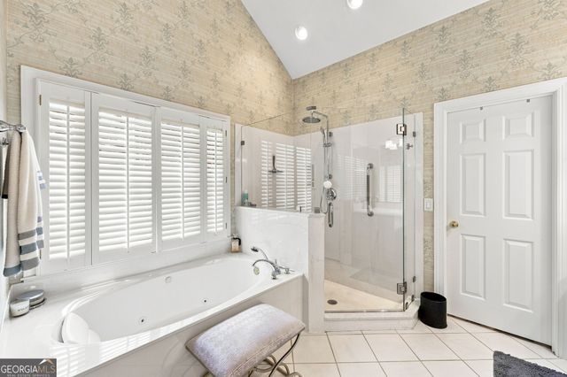 4611 Chartwell Chase Court, Flowery Branch, GA 30542