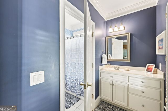 4611 Chartwell Chase Court, Flowery Branch, GA 30542