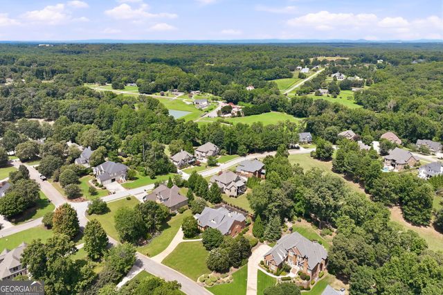 4611 Chartwell Chase Court, Flowery Branch, GA 30542