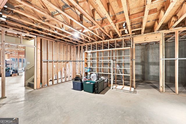 4611 Chartwell Chase Court, Flowery Branch, GA 30542