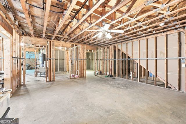 4611 Chartwell Chase Court, Flowery Branch, GA 30542