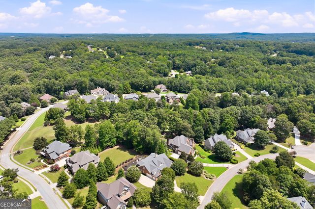 4611 Chartwell Chase Court, Flowery Branch, GA 30542