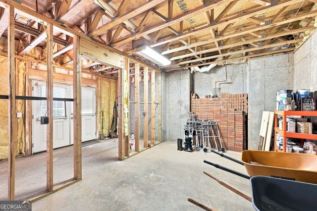 4611 Chartwell Chase Court, Flowery Branch, GA 30542