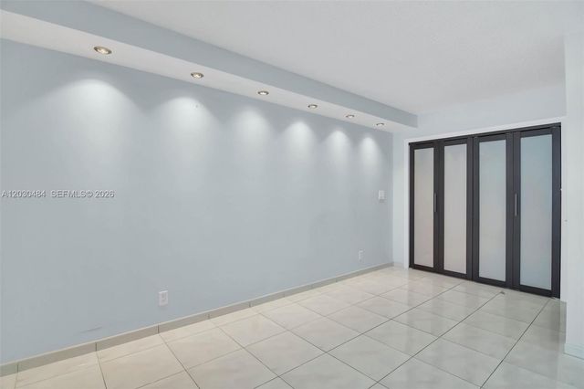 812 NE 26th Avenue, Hallandale Beach, FL 33009
