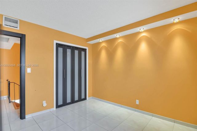 812 NE 26th Avenue, Hallandale Beach, FL 33009