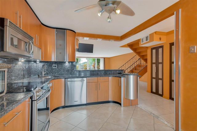 812 NE 26th Avenue, Hallandale Beach, FL 33009
