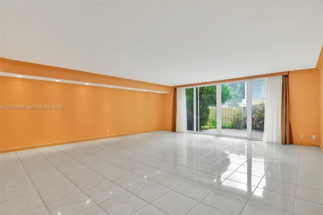 812 NE 26th Avenue, Hallandale Beach, FL 33009