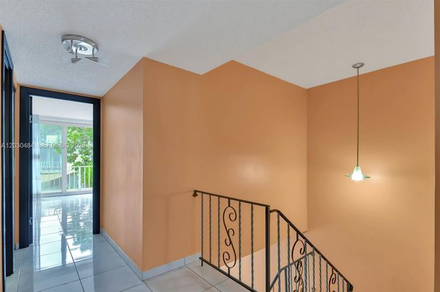 812 NE 26th Avenue, Hallandale Beach, FL 33009