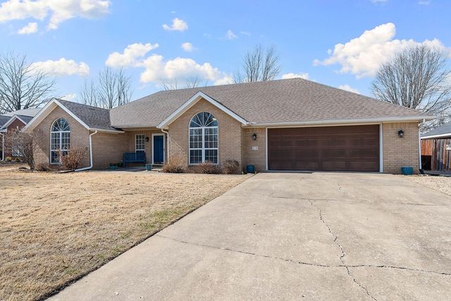 310 Center Drive, Lowell, AR 72745
