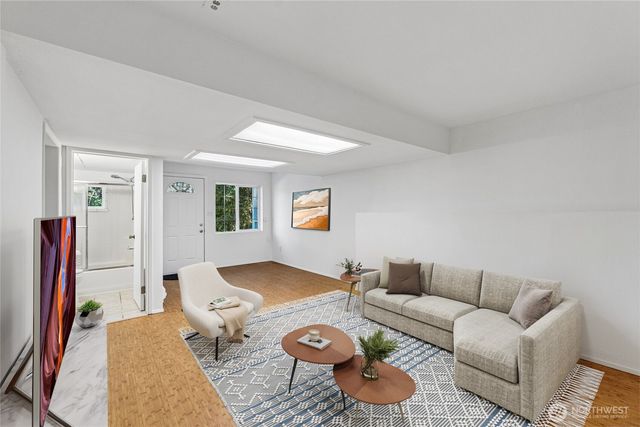 7014 S 126th Street, Seattle, WA 98178