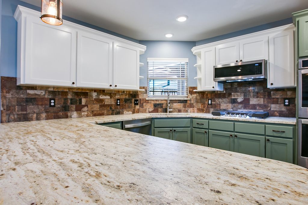 Image 26 of property listing at 5050 Red Oak Lane, San Angelo, TX 76904