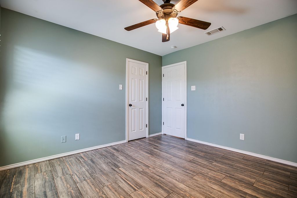 Image 36 of property listing at 5050 Red Oak Lane, San Angelo, TX 76904