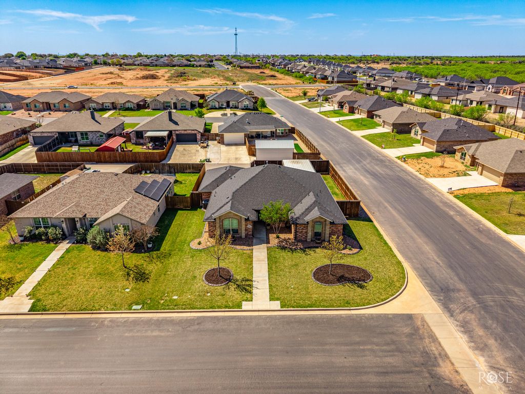 Image 51 of property listing at 5050 Red Oak Lane, San Angelo, TX 76904