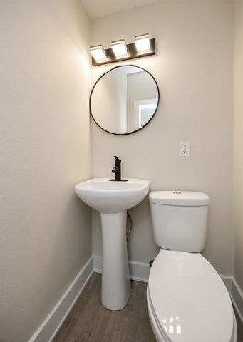 415 42nd Street, Des Moines, IA 50312