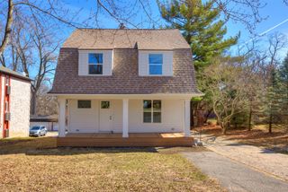 415 42nd Street, Des Moines, IA 50312