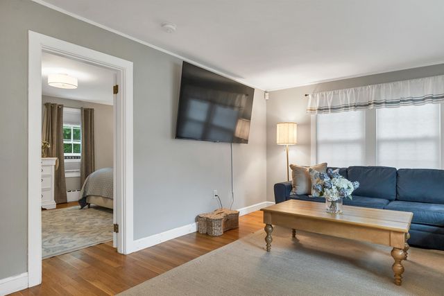 10 Grover Street, Concord, NH 03301
