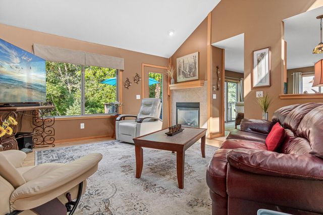 17990 Nixon Drive NW, Elk River, MN 55330