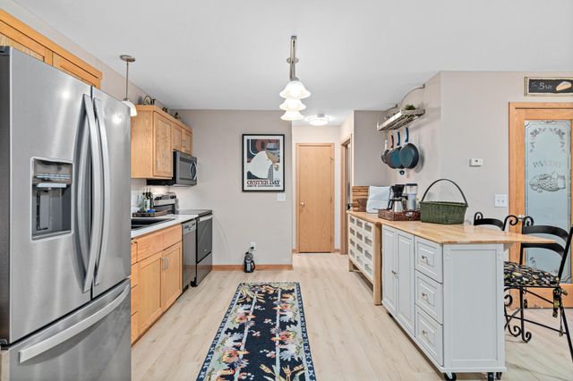 17990 Nixon Drive NW, Elk River, MN 55330