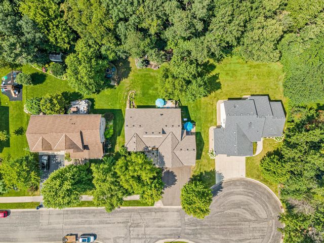 17990 Nixon Drive NW, Elk River, MN 55330