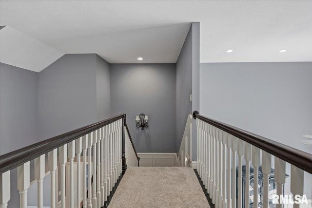 6412 STONEHAVEN Ridge, Springfield, IL 62711