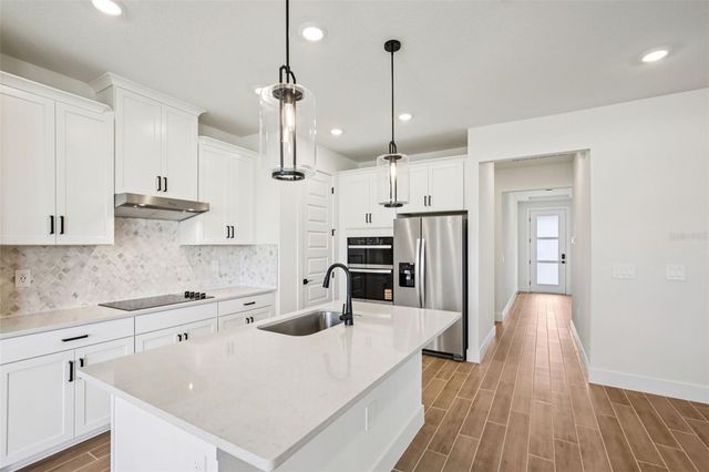 144 SHADY EDGE LOOP, Nokomis, FL 34275