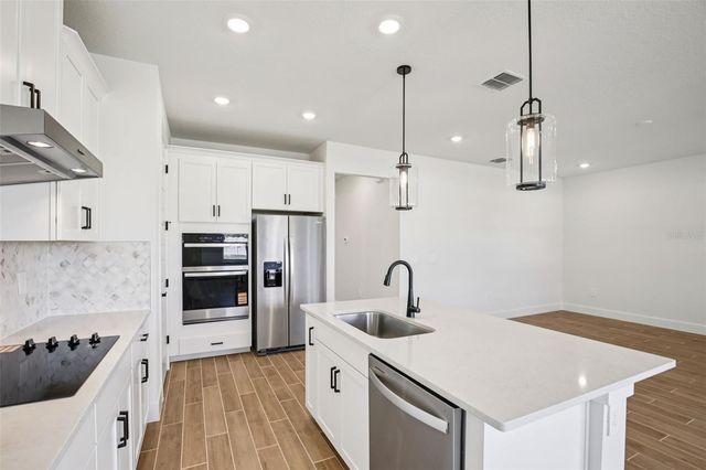 144 SHADY EDGE LOOP, Nokomis, FL 34275