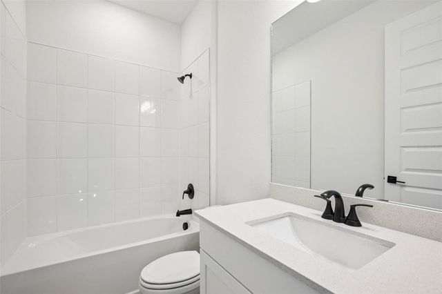 144 SHADY EDGE LOOP, Nokomis, FL 34275