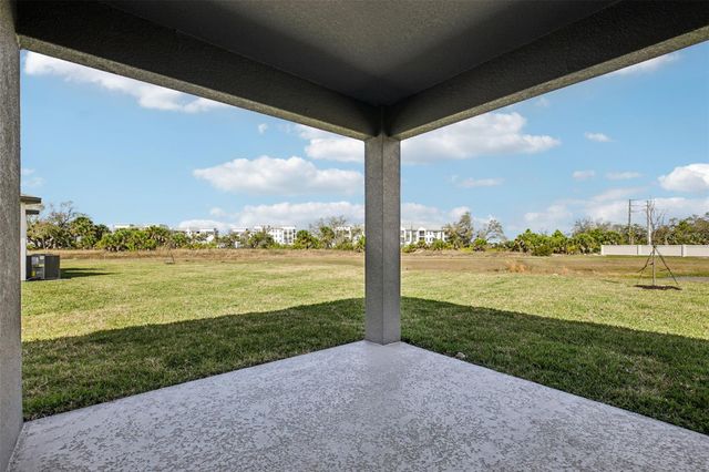 144 SHADY EDGE LOOP, Nokomis, FL 34275