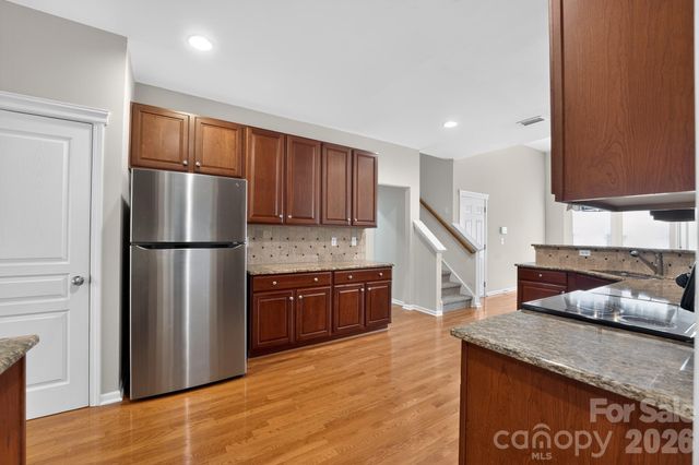 5918 Phyliss Lane, Charlotte, NC 28227