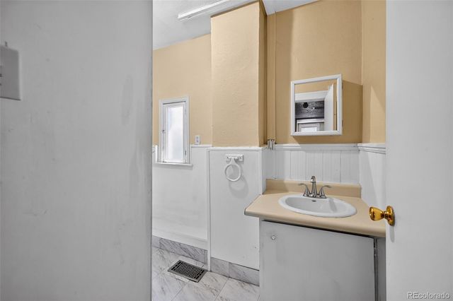 2134 N Lafayette Street, Denver, CO 80205