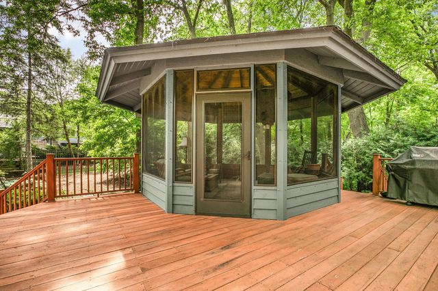 506 10th Street N, Sartell, MN 56377