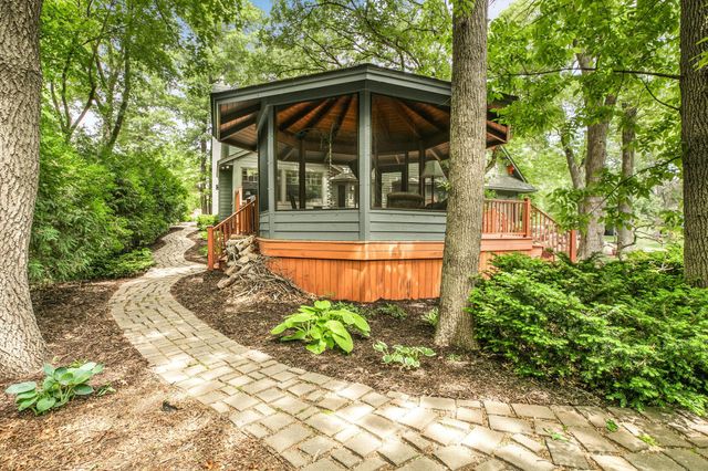 506 10th Street N, Sartell, MN 56377