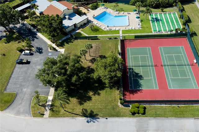 1218 56TH STREET W 1218, Bradenton, FL 34209