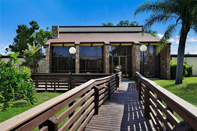 1218 56TH STREET W 1218, Bradenton, FL 34209