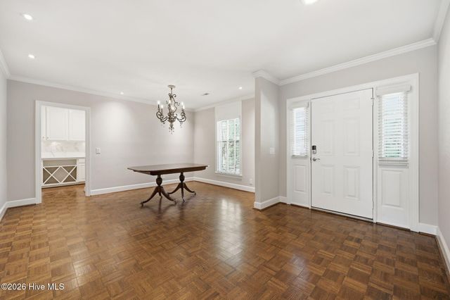 813 Greenbriar Road, Kinston, NC 28501