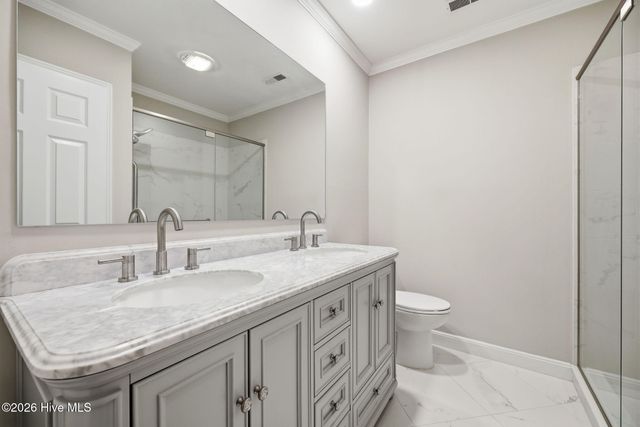 813 Greenbriar Road, Kinston, NC 28501