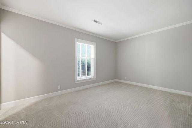 813 Greenbriar Road, Kinston, NC 28501